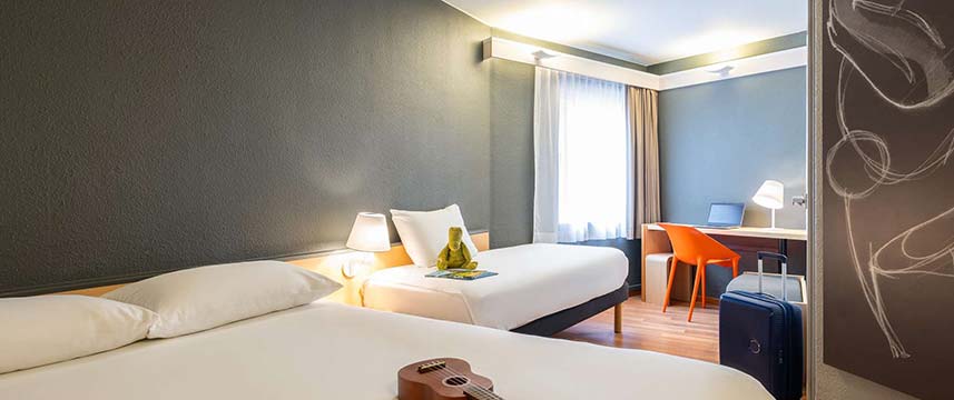 ibis Brussel  City Centre Triple Room